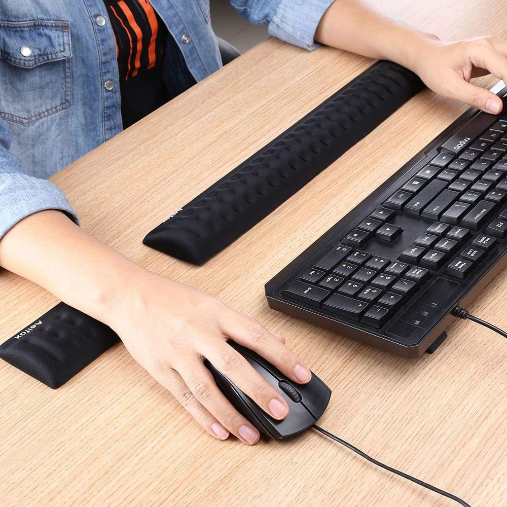 Memory Foam Keyboard Wrist Rest&Mouse Wrist Rest, Ergonomic Design Wrist Pad for Computer Keyboard Laptop Wrist Support, Arm Rest for Desk Accessories in Home Office School(Black)