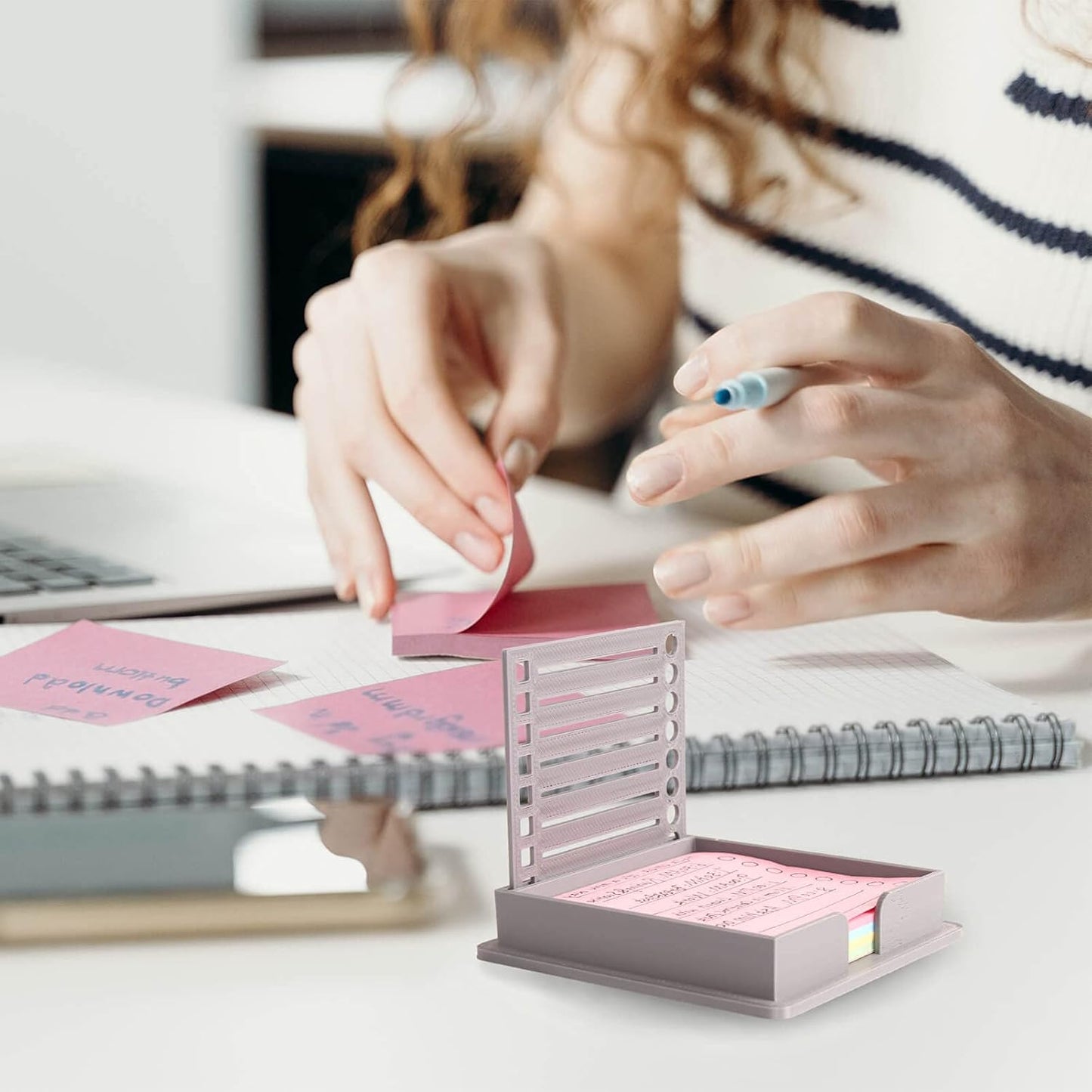 Sticky Note Holder Compatible with Post It Notes, 3X3 Sticky Pads Dispenser with Stencil, Memo Pad Organizer with Line Box Drawing Template for Office and Home