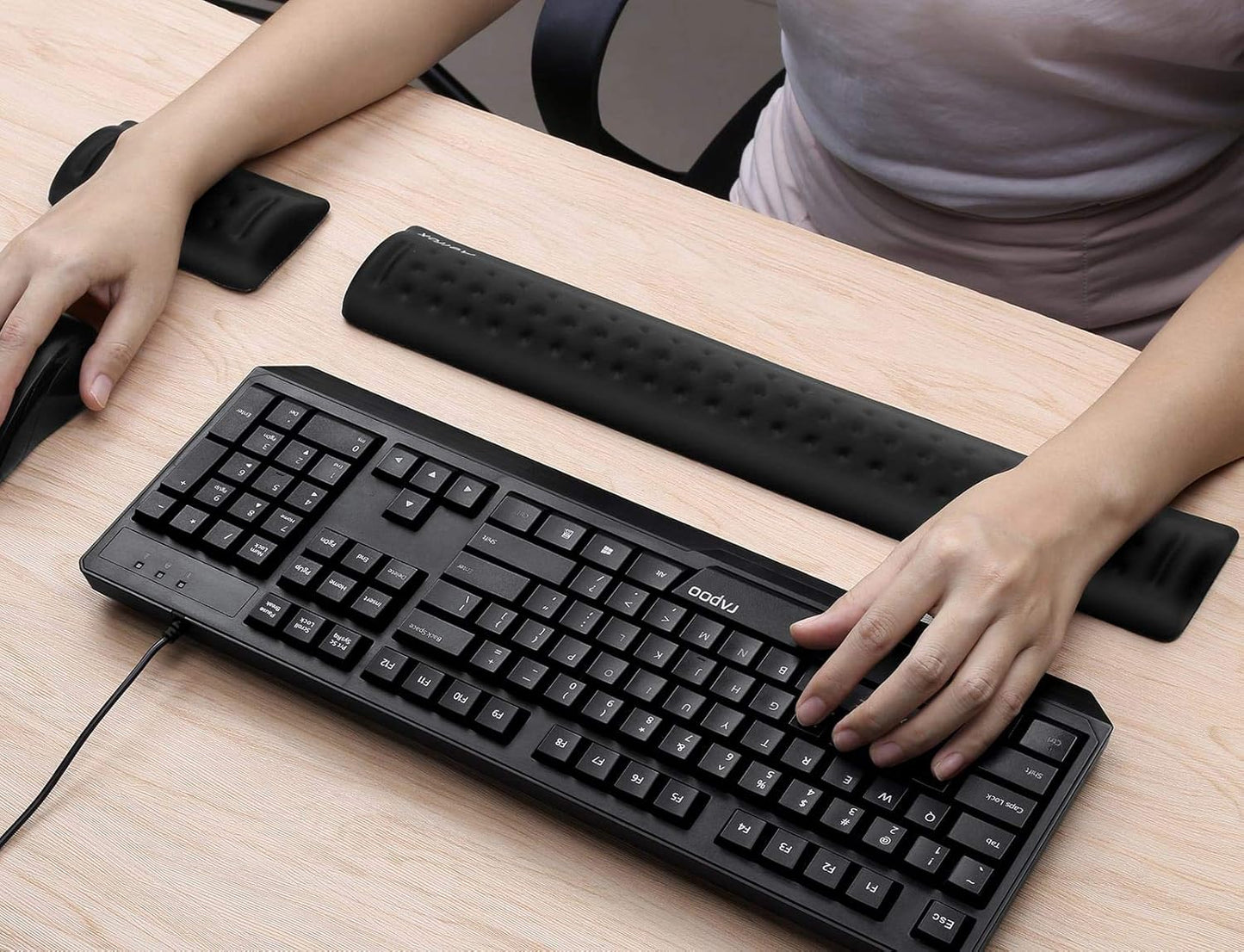 Memory Foam Keyboard Wrist Rest&Mouse Wrist Rest, Ergonomic Design Wrist Pad for Computer Keyboard Laptop Wrist Support, Arm Rest for Desk Accessories in Home Office School(Black)